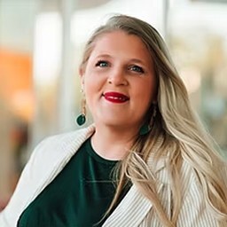 Headshot of Samantha Cooley
